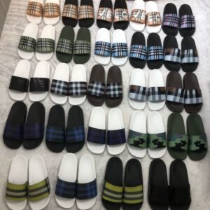 Burberry Slides Pallets