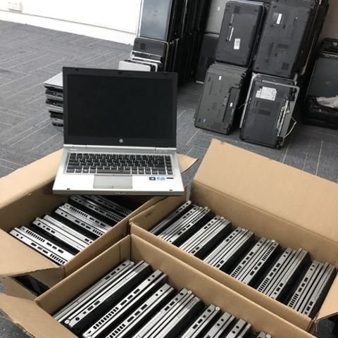 Laptop Pallets - Image 6