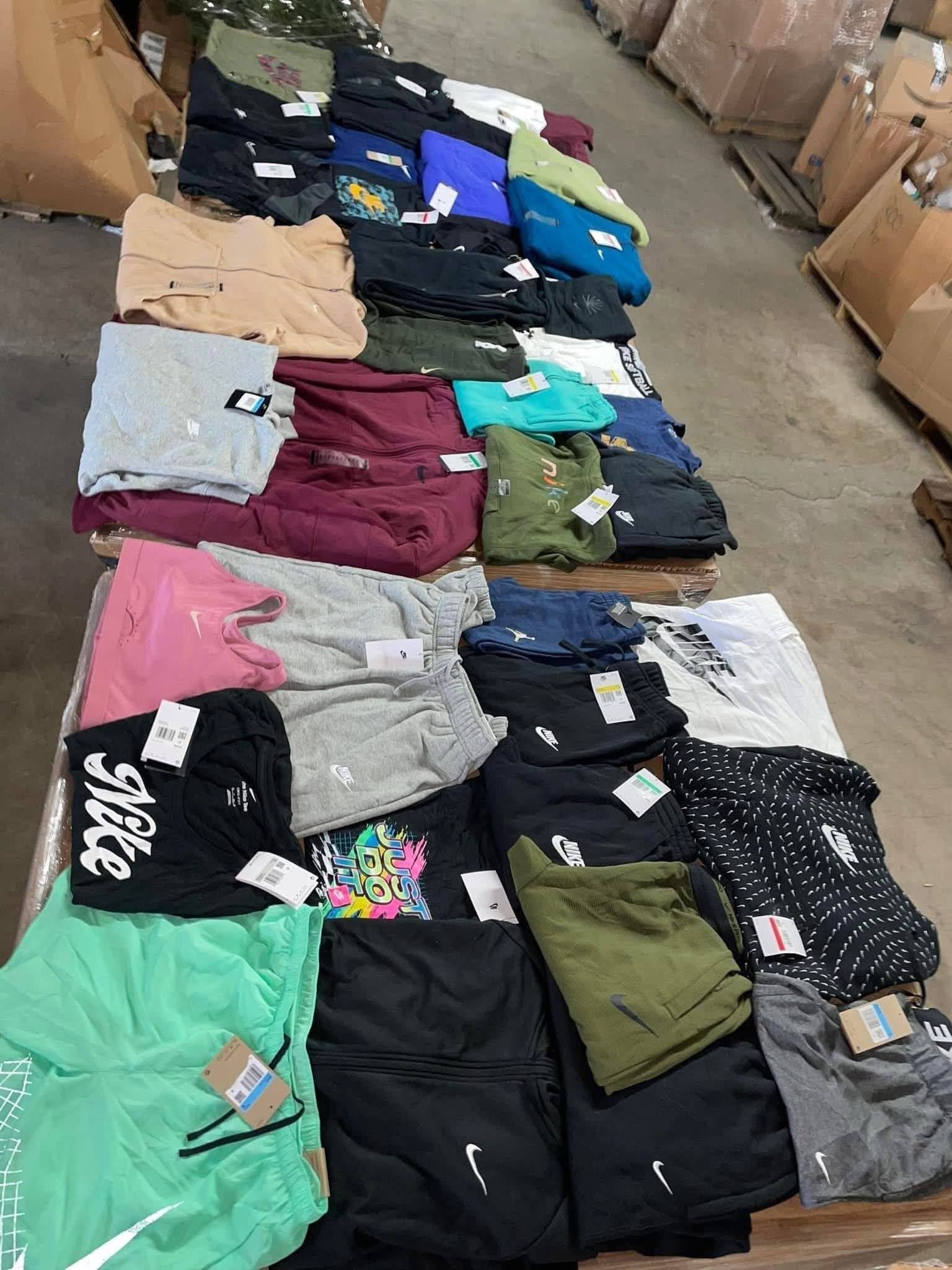 Wholesale Nike Clothing