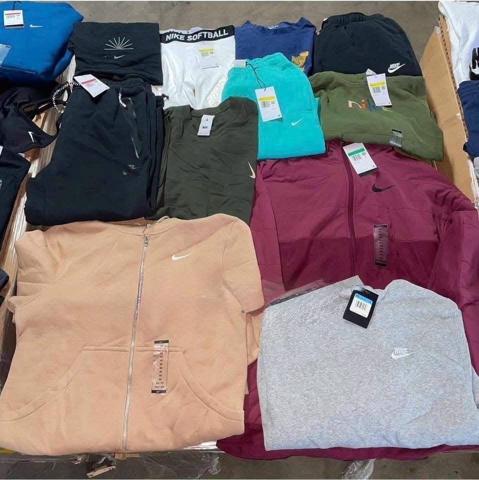 Wholesale Nike Clothing - Image 2