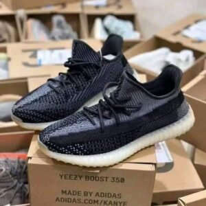 Yeezy Sneakers Pallets