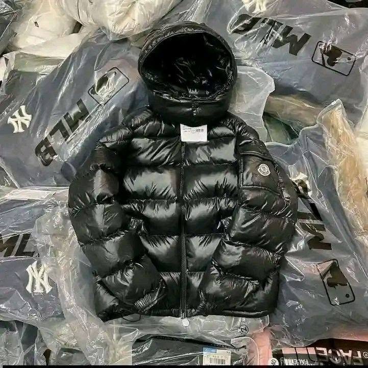 Wholesale Jackets Liquidation Pallets - Image 10